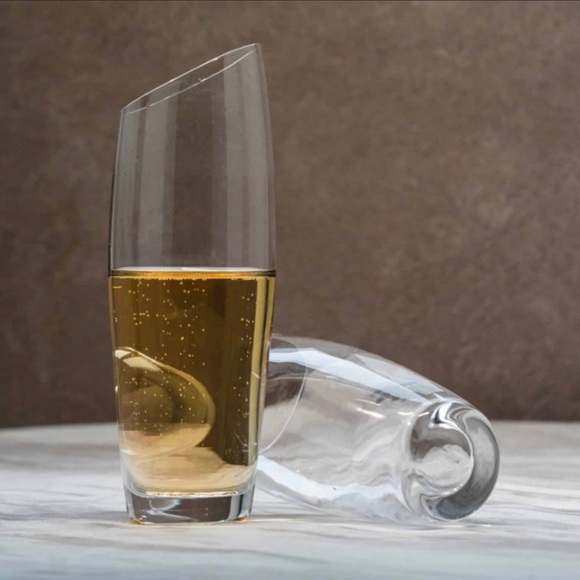BACK IN STOCK! NIB Bomshbee Sloane Slanted Champagne Flutes (4) - Picture 6 of 13